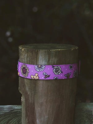 Bee's Knees Lilac Collar